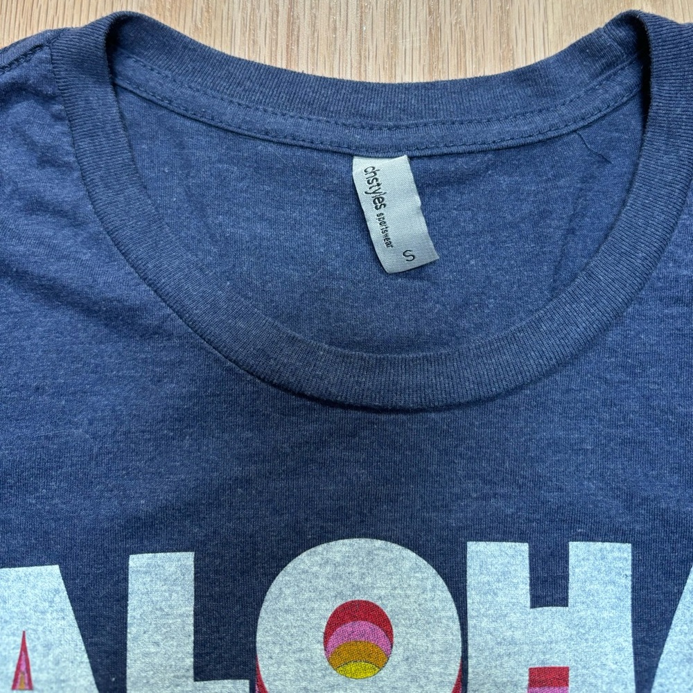 Hawaii tshirt - Picture 2 of 3